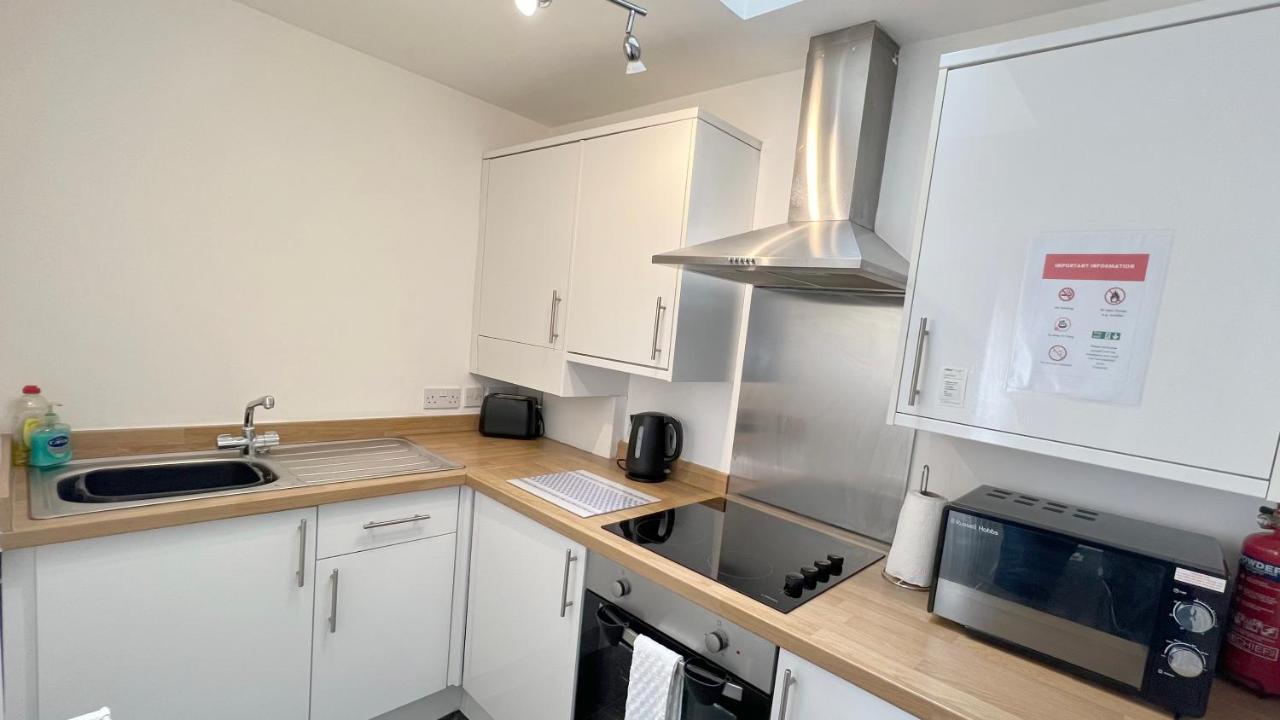 Cross Court, Stafford By Bell Apartments Екстериор снимка