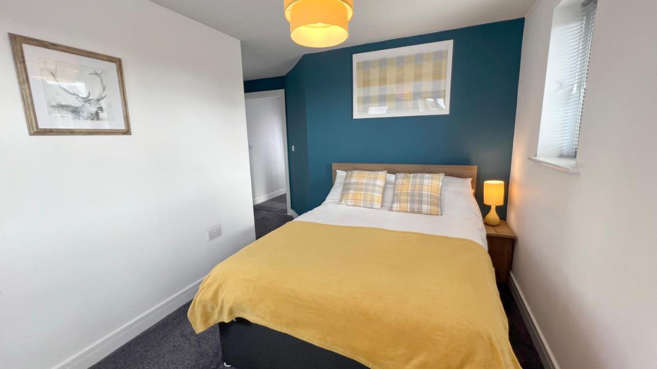 Cross Court, Stafford By Bell Apartments Екстериор снимка