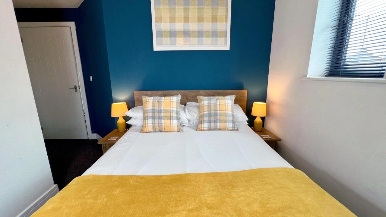 Cross Court, Stafford By Bell Apartments Екстериор снимка